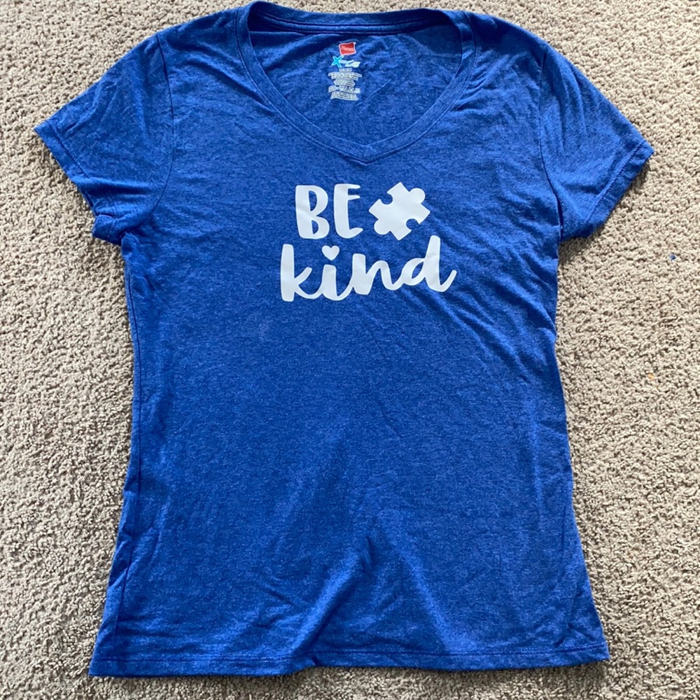 Women “Be Kind” autism shirt